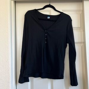 Black V-Neck Ribbed Buttoned Women's Top